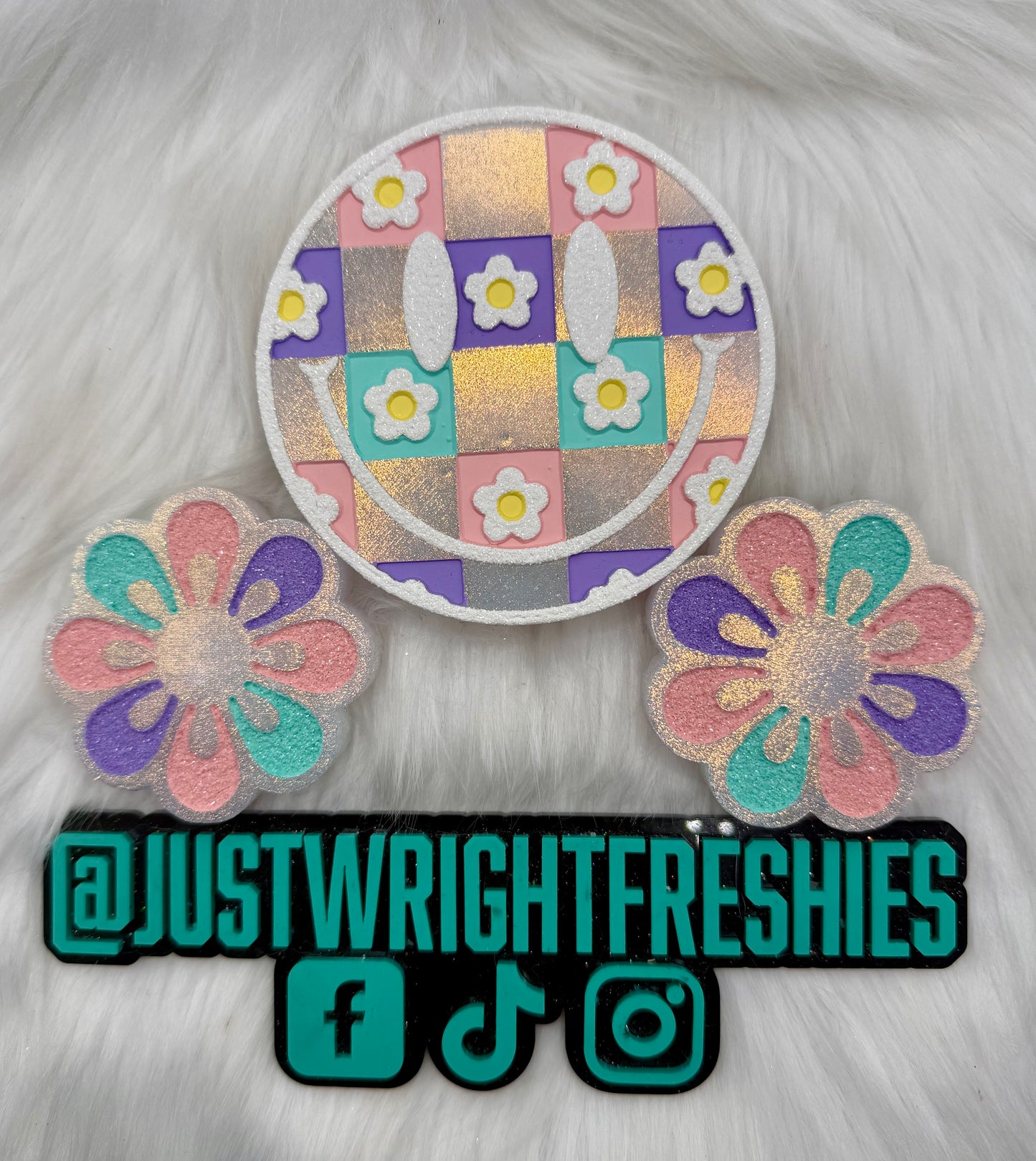 Checkered Flower Face Set- Mahogany Coconut