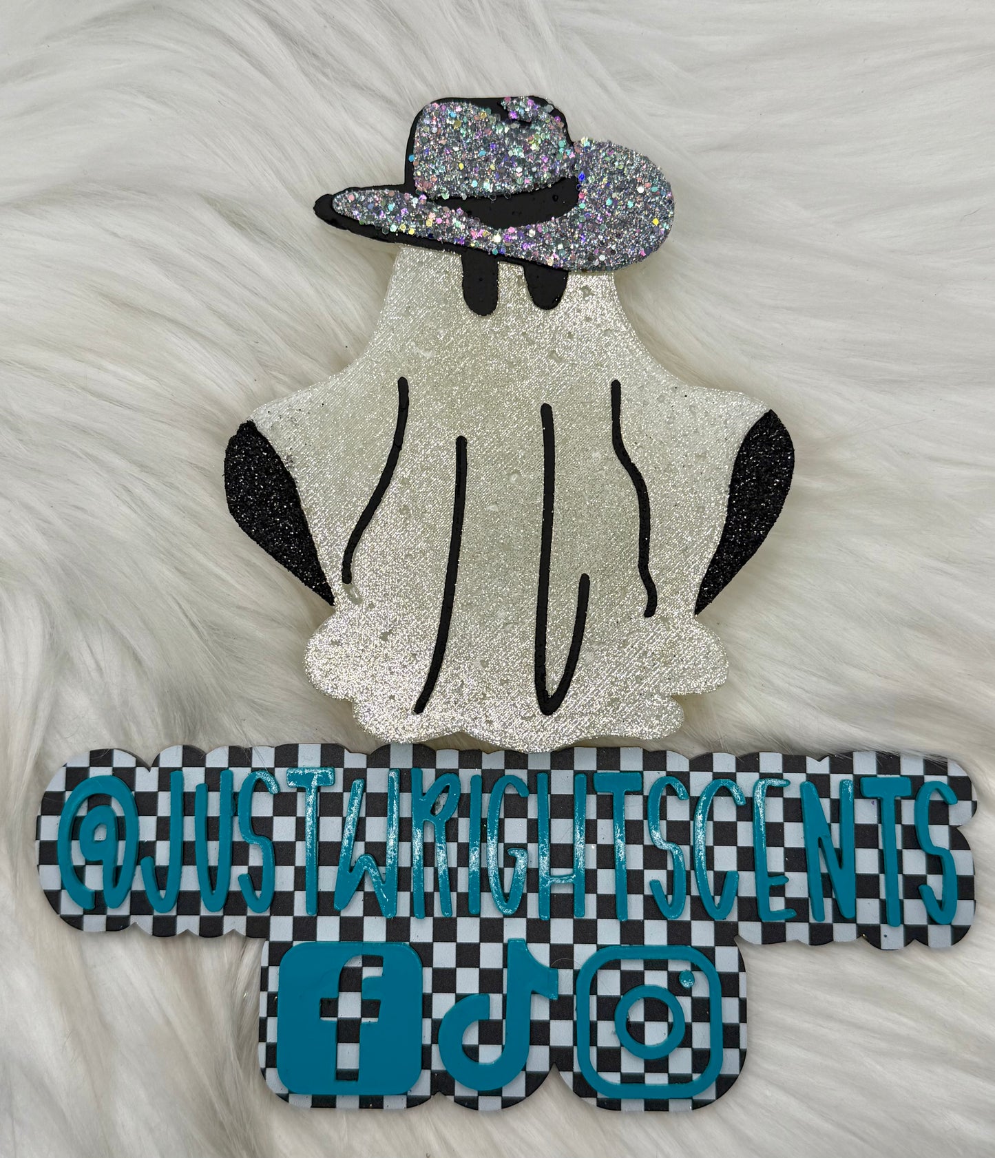 Cowboy Ghost (silver)- vanilla pumpkin marshmallow