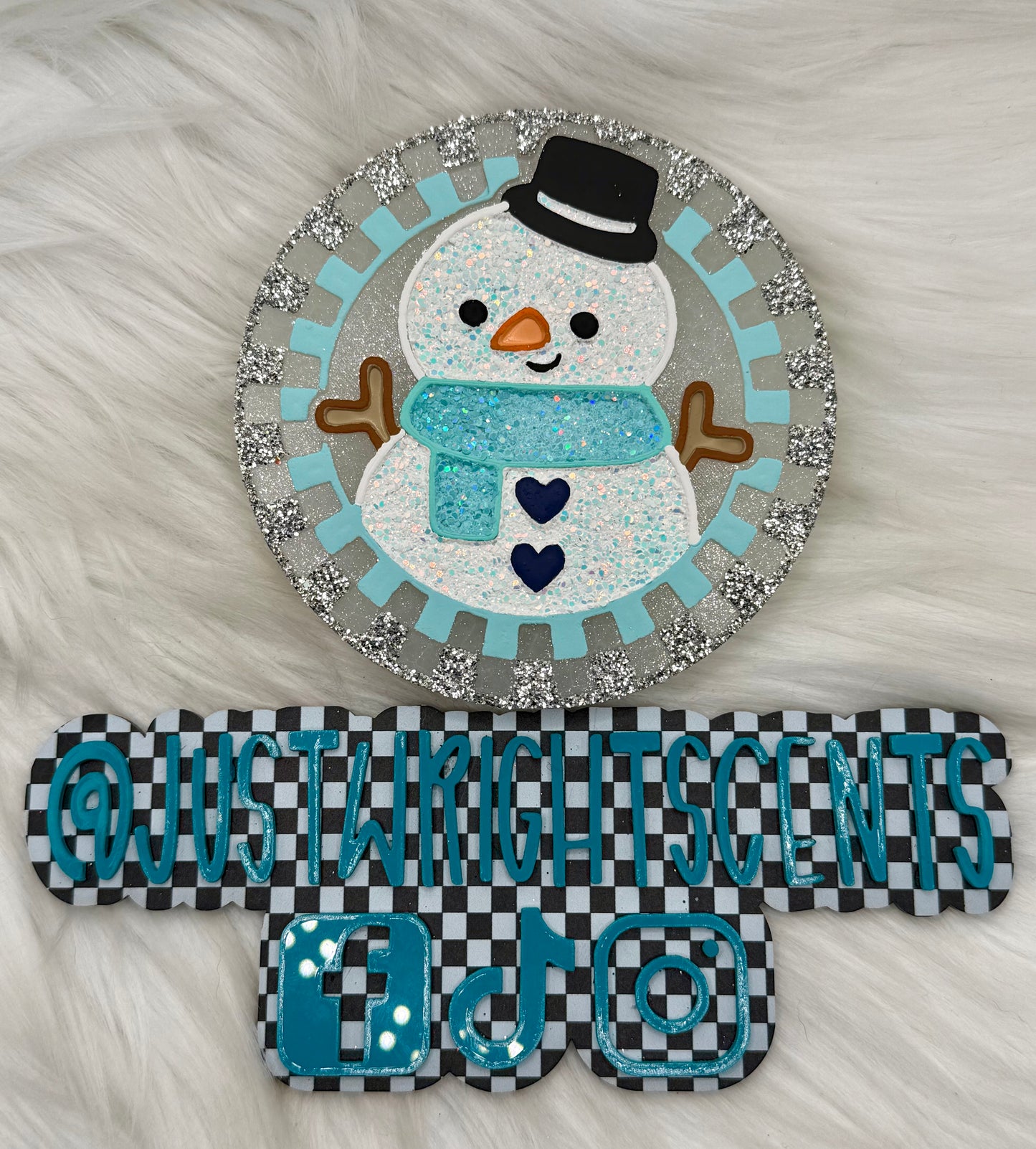 Checkered Snowman (blue)- vanilla chai