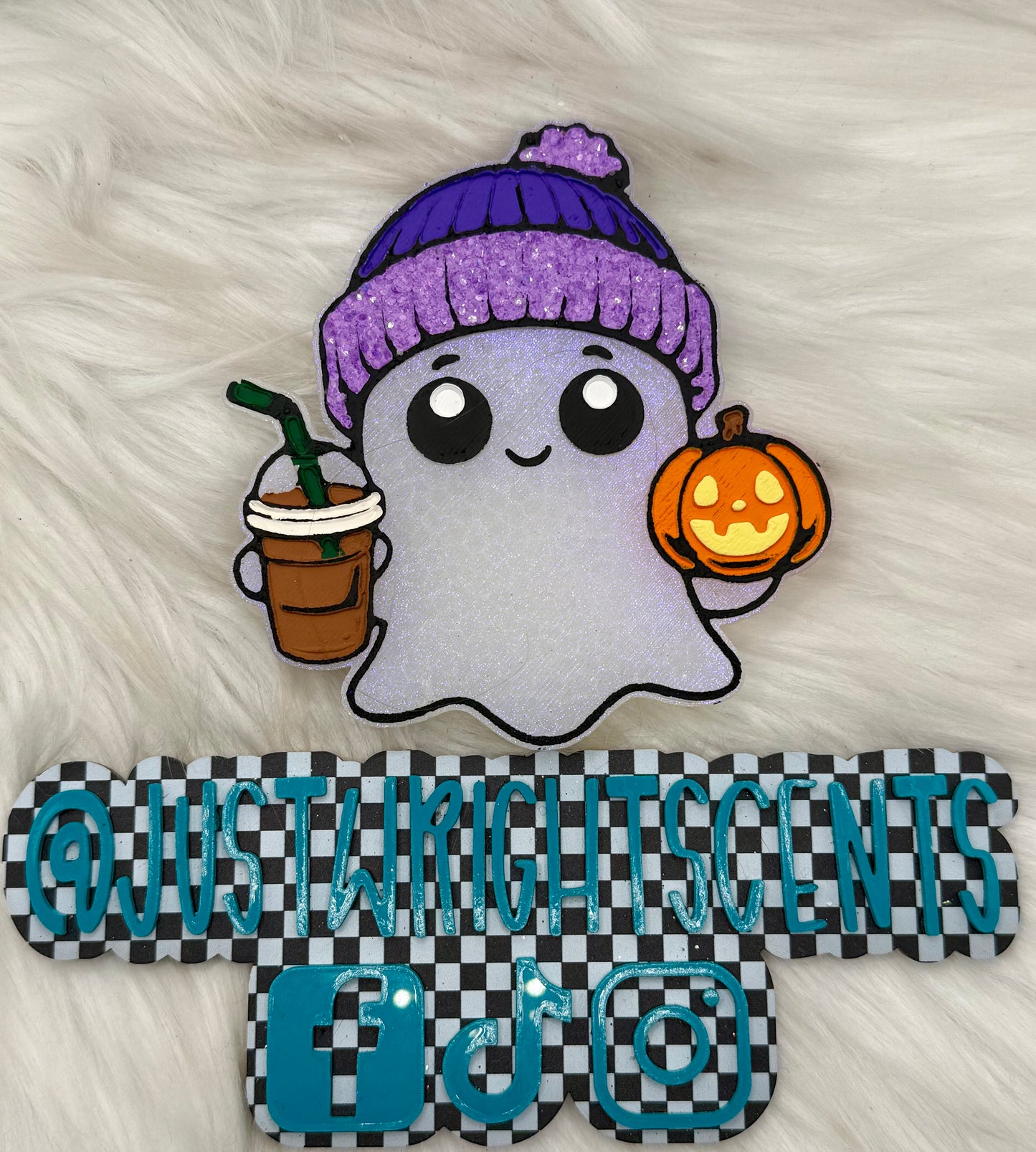 Cute Ghost- pink coconut calypso