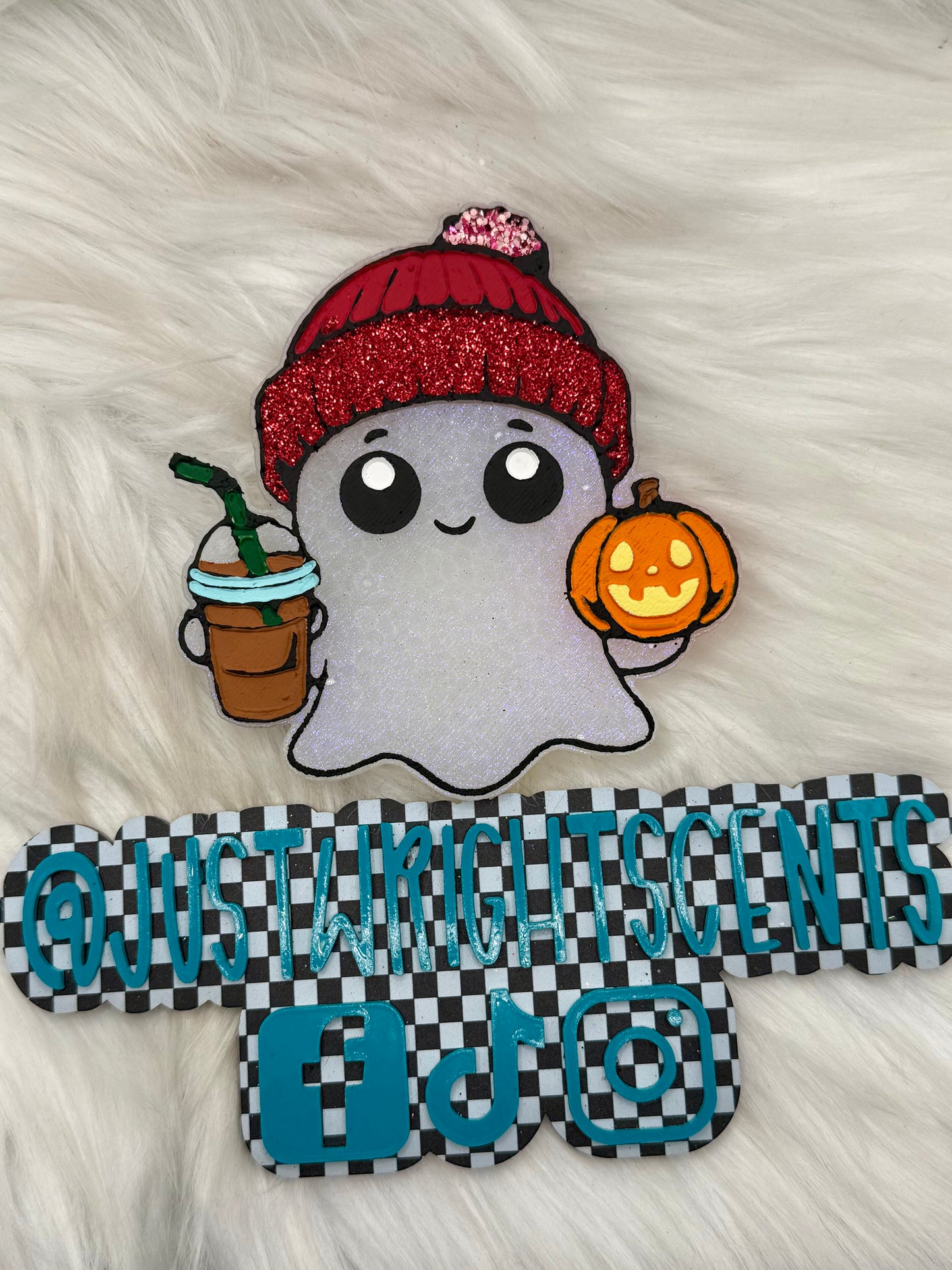 Cute Ghost- strawberry marshmallow fluff
